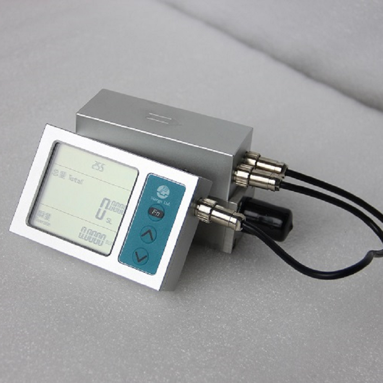 氣體質量流量(liàng)控制器選擇應該(gai)注意什麽