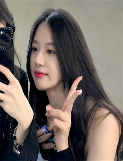 人物深度分析：《美丽女人的内脏》中的航拍的大场面与宏观视角 认识表演艺术的价值